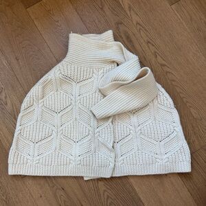 UGG Australia Knit Button-Up Wool Cashmere Silk Shawl / Cape - O/S - Cream